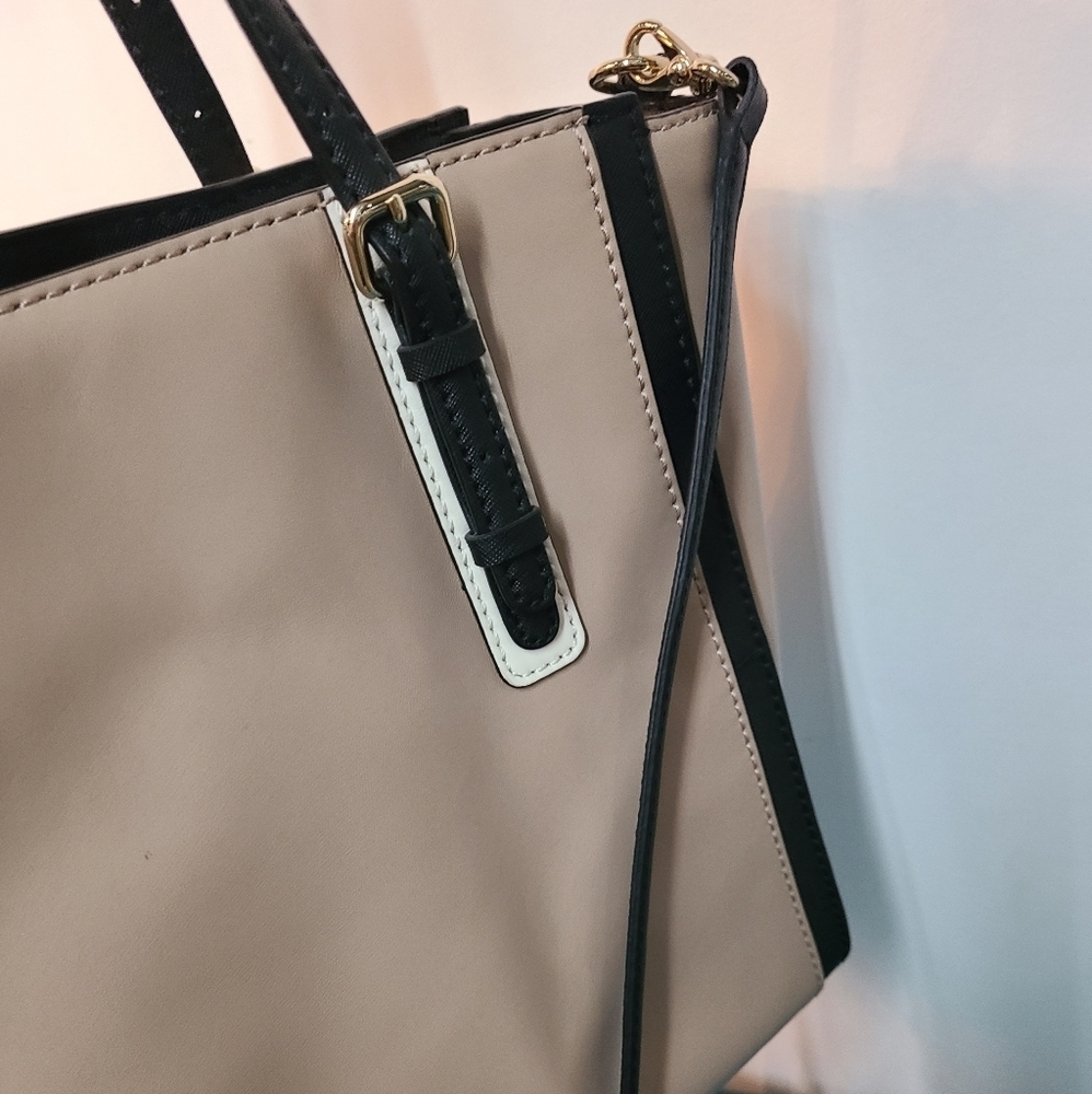 Kate Spade Handbag - Picture 5 of 16